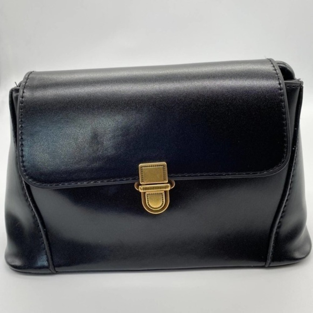 Faux leather‎ trapezoid shoulder bag